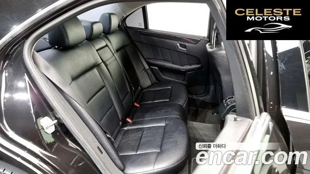 MERCEDES BENZ E-Classe W212 E220 CDI Avantgarde 2011 — photo 12 sur 20