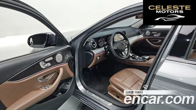 MERCEDES BENZ E-Classe W213 E200 Avantgarde 2018 — photo 11 sur 20