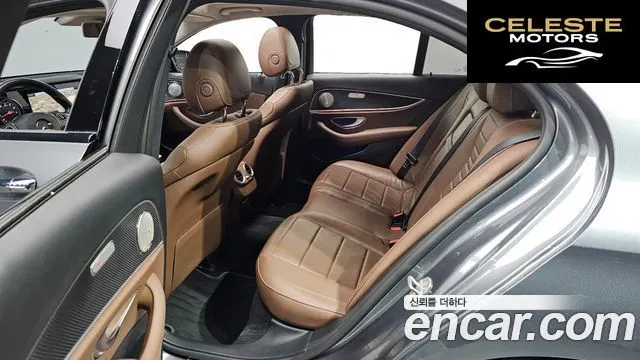 MERCEDES BENZ E-Classe W213 E200 Avantgarde 2018 — photo 17 sur 20