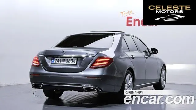 MERCEDES BENZ E-Classe W213 E200 Avantgarde 2018 — photo 2 sur 20