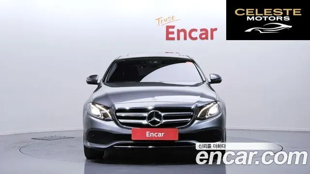 MERCEDES BENZ E-Classe W213 E200 Avantgarde 2018 — photo 3 sur 20