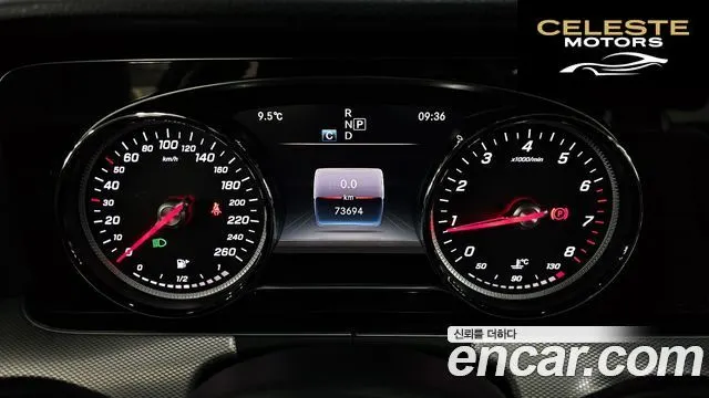 MERCEDES BENZ E-Classe W213 E200 Avantgarde 2018 — photo 8 sur 20