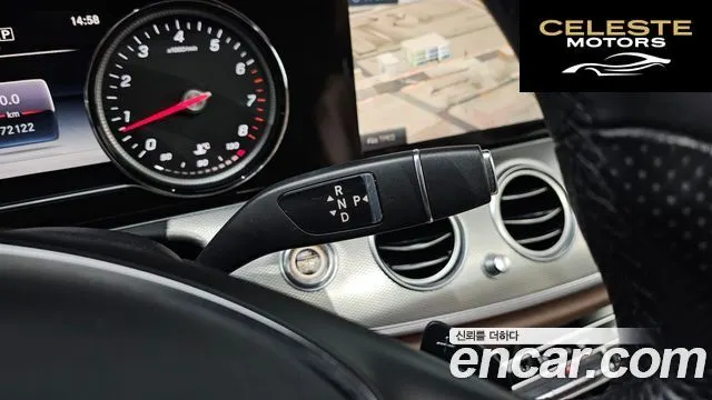 MERCEDES BENZ E-Classe W213 E200 Avantgarde 2018 — photo 9 sur 20