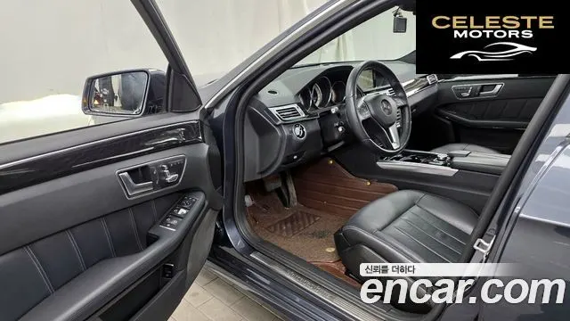 MERCEDES BENZ E-Classe W212 E300 Avantgarde 2014 — photo 10 sur 20