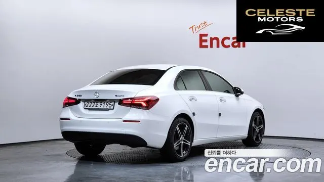 MERCEDES BENZ A-Classe W177 A250 4MATIC Berline 2020 — photo 2 sur 20