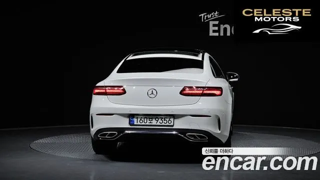 MERCEDES BENZ E-Classe W213 E220d Coupé 2018 — photo 4 sur 20