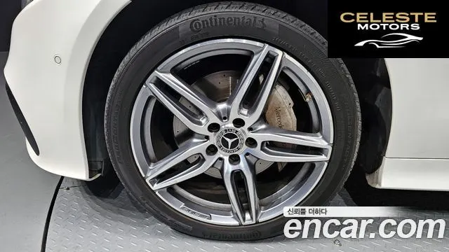 MERCEDES BENZ E-Classe W213 E220d Coupé 2018 — photo 5 sur 20