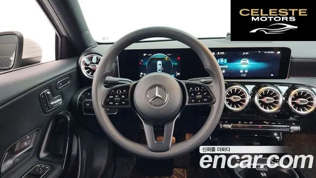 MERCEDES BENZ A-Classe W177 A250 4MATIC Berline 2020 — photo 13 sur 20