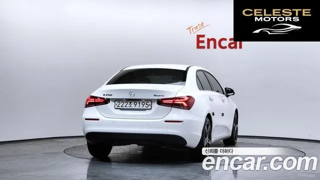 MERCEDES BENZ A-Classe W177 A250 4MATIC Berline 2020 — photo 4 sur 20