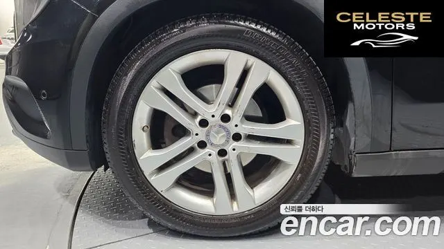 MERCEDES BENZ GLA-Classe X156 GLA200 CDI 4MATIC 2015 — photo 5 sur 20