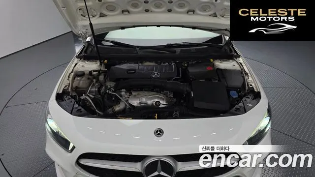 MERCEDES BENZ A-Classe W177 A250 4MATIC Berline 2020 — photo 6 sur 20