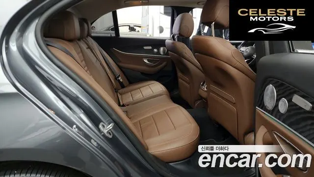 MERCEDES BENZ E-Classe W213 E300 4MATIC Avantgarde 2019 — photo 12 sur 20