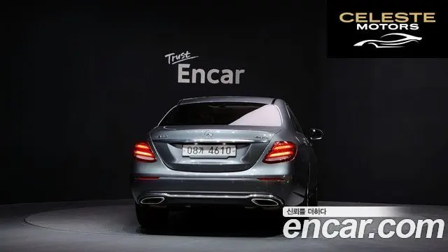 MERCEDES BENZ E-Classe W213 E300 4MATIC Avantgarde 2019 — photo 4 sur 20