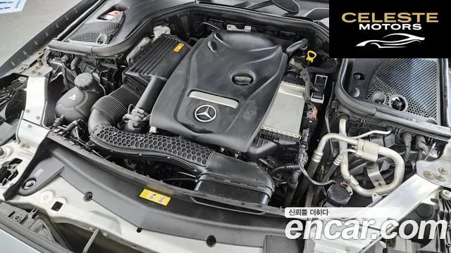 MERCEDES BENZ E-Classe W213 E300 4MATIC Avantgarde 2019 — photo 6 sur 20