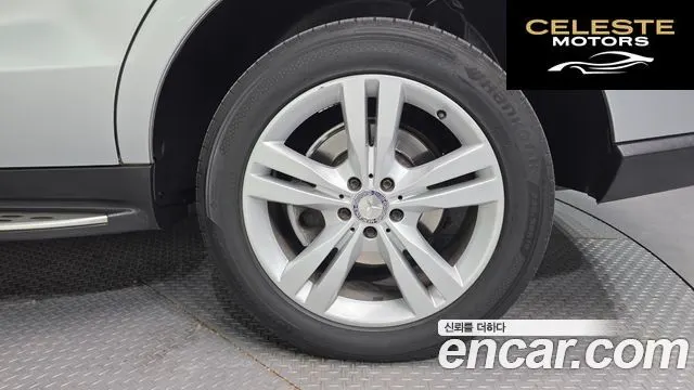 MERCEDES BENZ M-Classe W166 ML350 4MATIC 2012 — photo 5 sur 20