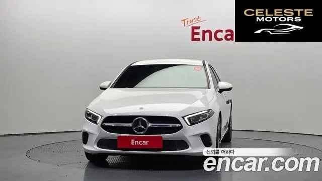 MERCEDES BENZ A-Classe W177 A250 4MATIC Berline 2020 — photo 3 sur 20