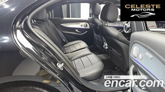 MERCEDES BENZ E-Classe W213 E350 4MATIC Avantgarde 2021 — photo 12 sur 20