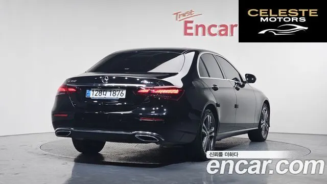 MERCEDES BENZ E-Classe W213 E350 4MATIC Avantgarde 2021 — photo 2 sur 20
