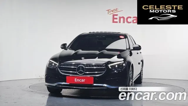 MERCEDES BENZ E-Classe W213 E350 4MATIC Avantgarde 2021 — photo 3 sur 20