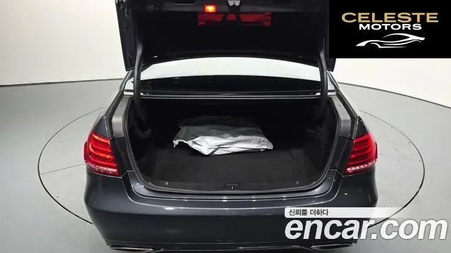 MERCEDES BENZ E-Classe W212 E220 Avantgarde 2015 — photo 20 sur 20