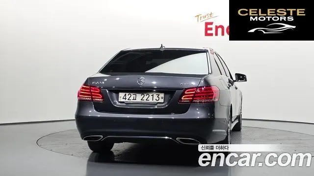 MERCEDES BENZ E-Classe W212 E220 Avantgarde 2015 — photo 4 sur 20