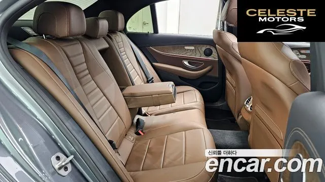 MERCEDES BENZ E-Classe W213 E250 Exclusive 2021 — photo 12 sur 20