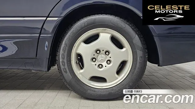 MERCEDES BENZ S-Classe S320 1996 — photo 5 sur 20