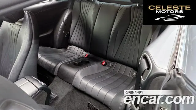 MERCEDES BENZ E-Classe W213 E220d Coupé 2017 — photo 12 sur 20