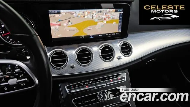 MERCEDES BENZ E-Classe W213 E250 Avantgarde 2020 — photo 16 sur 20