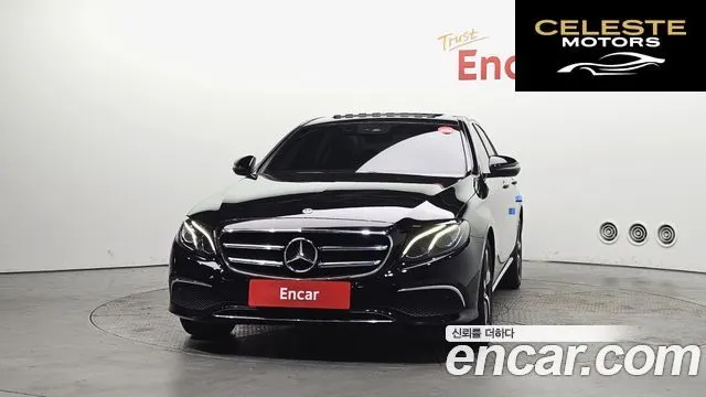 MERCEDES BENZ E-Classe W213 E250 Avantgarde 2020 — photo 3 sur 20