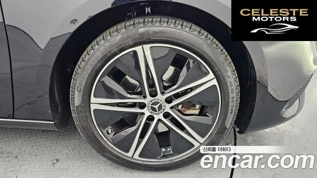 MERCEDES BENZ A-Classe W177 A220 Berline 2025 — photo 5 sur 20