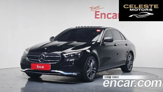 MERCEDES BENZ E-Classe W213 E350 4MATIC Avantgarde 2021 — photo 1 sur 20