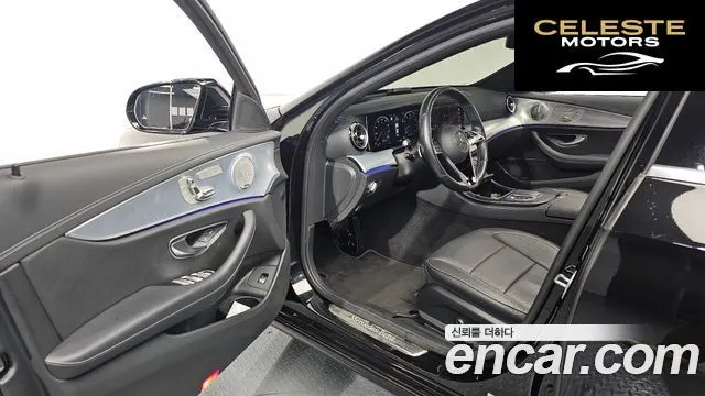 MERCEDES BENZ E-Classe W213 E350 4MATIC Avantgarde 2021 — photo 10 sur 20