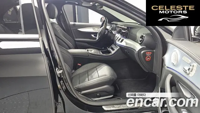 MERCEDES BENZ E-Classe W213 E350 4MATIC Avantgarde 2021 — photo 11 sur 20