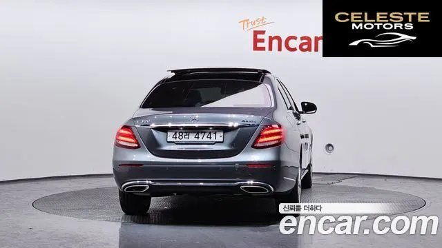 MERCEDES BENZ E-Classe W213 E300 4MATIC Exclusive 2019 — photo 4 sur 20