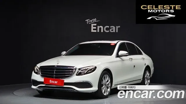 MERCEDES BENZ E-Classe W213 E220d Exclusive 2019 — photo 23 sur 26