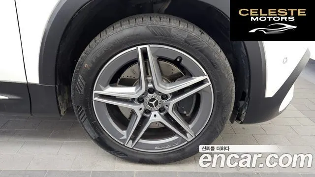 MERCEDES BENZ GLB-Classe X247 GLB250 4MATIC 2020 — photo 5 sur 20