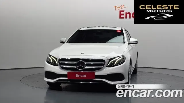 MERCEDES BENZ E-Classe W213 E200 Avantgarde 2018 — photo 3 sur 20