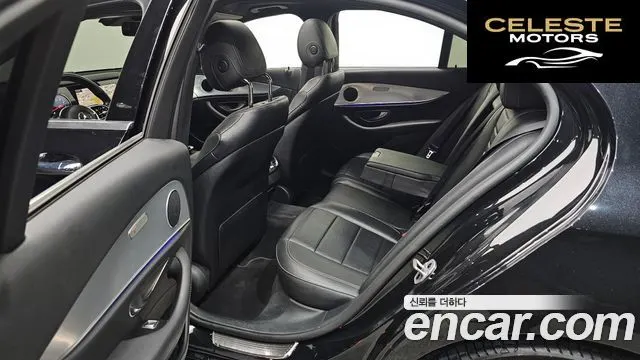 MERCEDES BENZ E-Classe W213 E250 Avantgarde 2020 — photo 11 sur 20