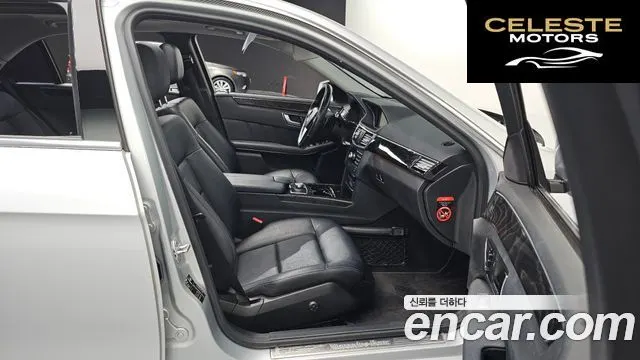 MERCEDES BENZ E-Classe W212 E300 Avantgarde Sport Package 2013 — photo 12 sur 20