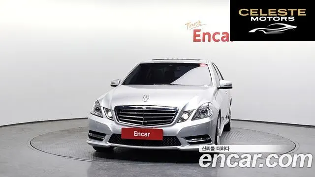 MERCEDES BENZ E-Classe W212 E300 Avantgarde Sport Package 2013 — photo 3 sur 20