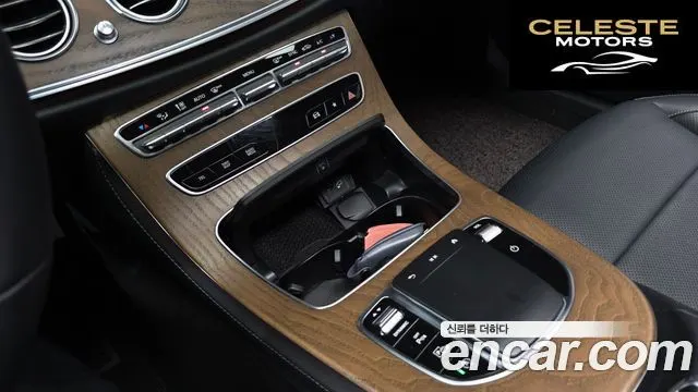 MERCEDES BENZ E-Classe W213 E250 Exclusive 2021 — photo 17 sur 20