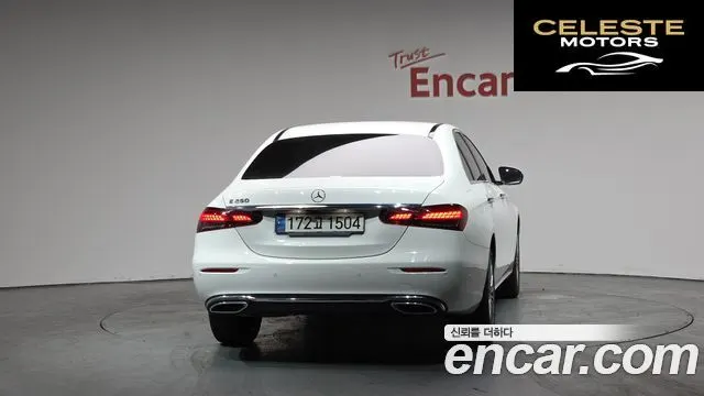 MERCEDES BENZ E-Classe W213 E250 Exclusive 2021 — photo 4 sur 20