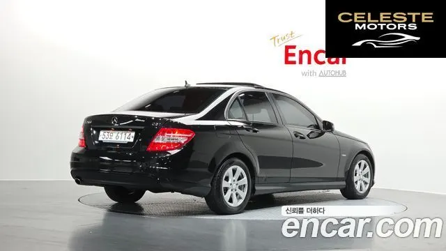 MERCEDES BENZ C-Classe W204 C200 CGI 2011 — photo 2 sur 20