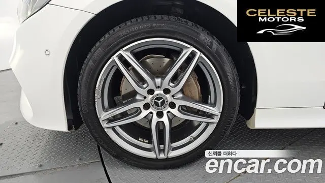 MERCEDES BENZ E-Classe W213 E220d Coupé 2019 — photo 5 sur 20