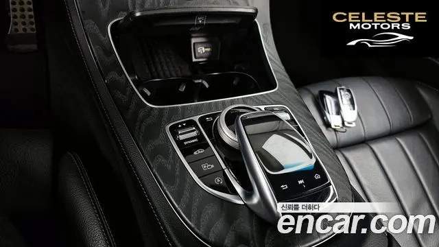 MERCEDES BENZ E-Classe W213 E220d Coupé 2019 — photo 18 sur 26