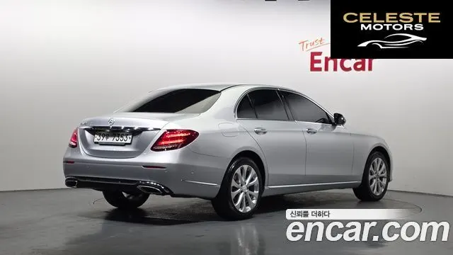 MERCEDES BENZ E-Classe W213 E300 Exclusive 2019 — photo 2 sur 20