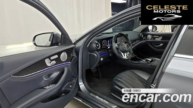 MERCEDES BENZ E-Classe W213 E450 4MATIC Exclusive 2020 — photo 10 sur 26