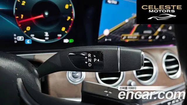 MERCEDES BENZ E-Classe W213 E250 Exclusive 2021 — photo 9 sur 20