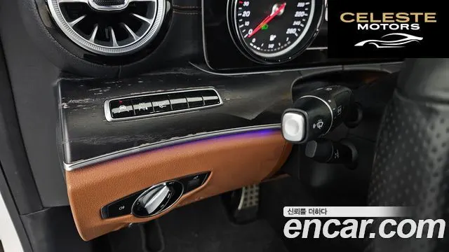 MERCEDES BENZ E-Classe W213 E220d Coupé 2019 — photo 19 sur 20